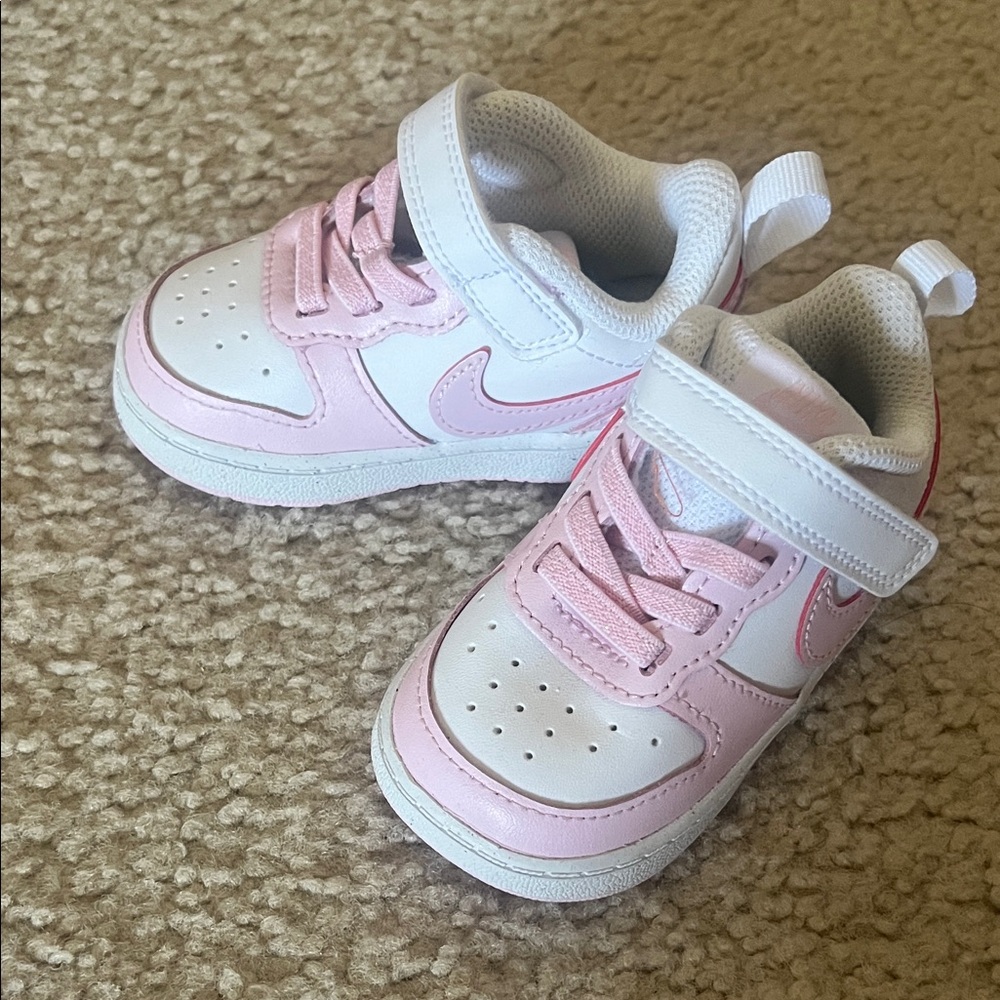 Nike Court Borough baby